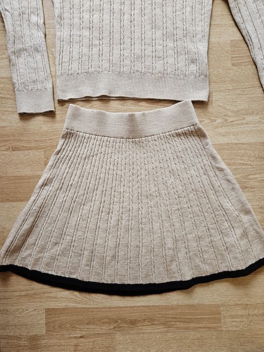 Дамски сет пола и блуза