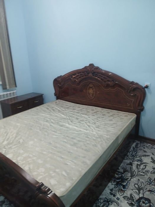 Mebel 2 kishilik spalni sotiladi