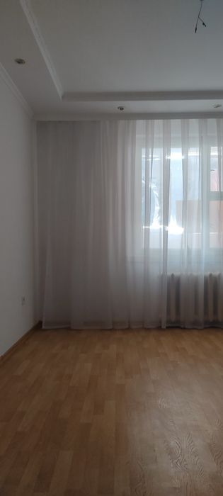 Продам тюль белую на окно