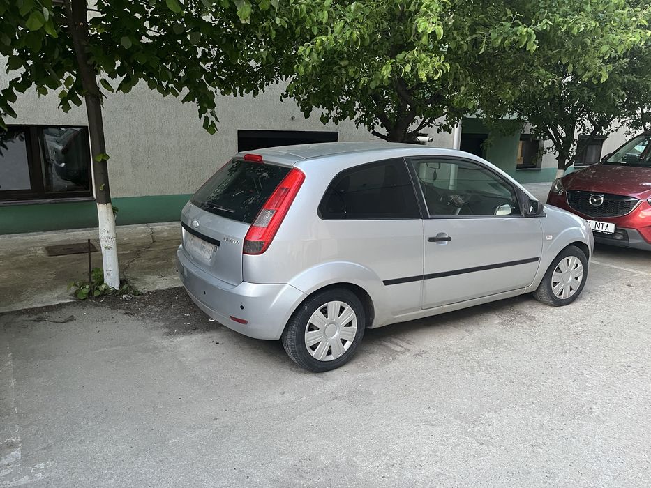 FORD Fiesta 2005 — imagine 3