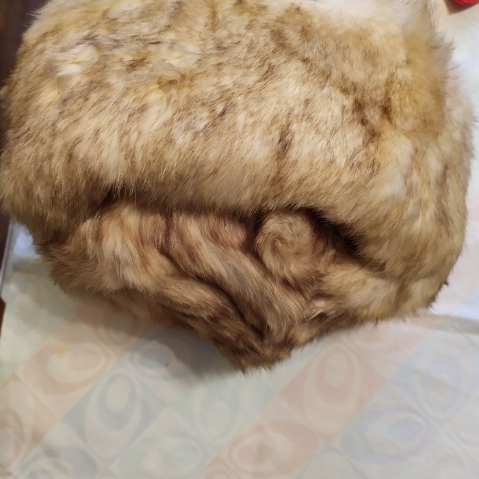 Căciulă de damă, din blană naturală de iepure