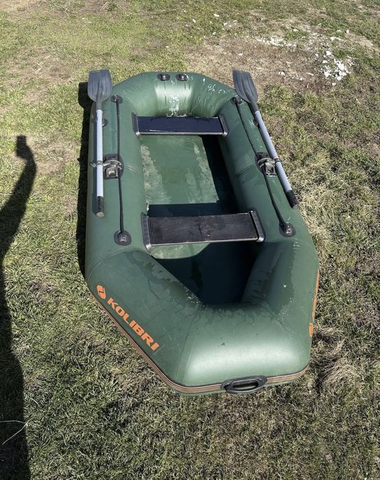 Vand Barca Kolibri K260 l cu 130 cm interior