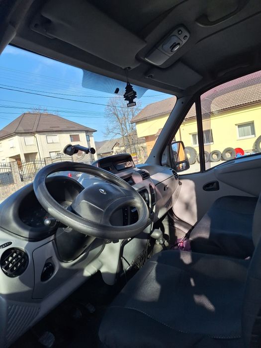 Vănd/schimb Renault Master 2,5 td