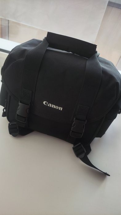 Canon EOS 800D на продажу