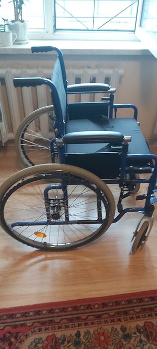 Инвалидная коляска