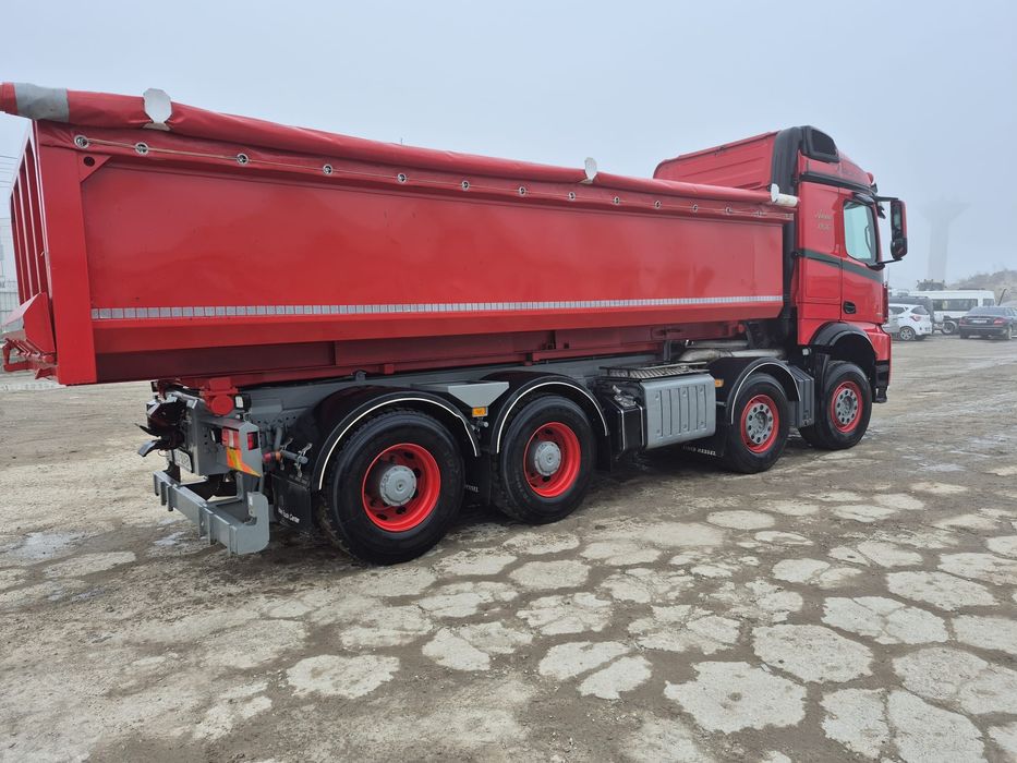 Mercedes Arocs 2017 basculanta(traker) 8x4