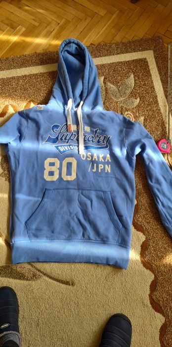 Суитчъри с качулка