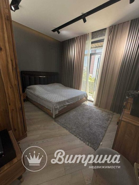 Продаётся 6 комнатный коттедж, 3.5 сотки, Хумаюн.