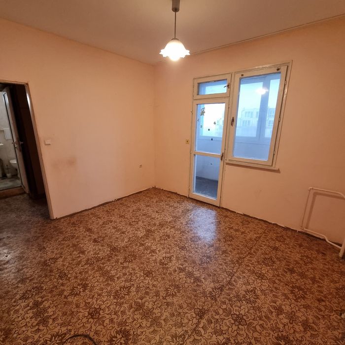 От собственик - тристаен апартамент в кв.Меден Рудник, зона Г