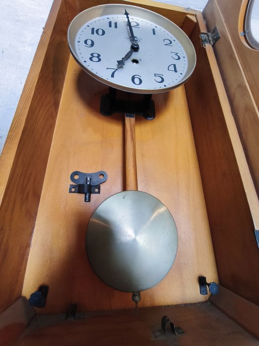Часы настенные без боя