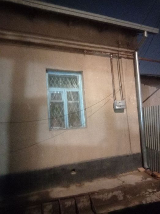 Продается домик мирзо Улугбекский р-н ул Цалковская 2-сот без ремонта