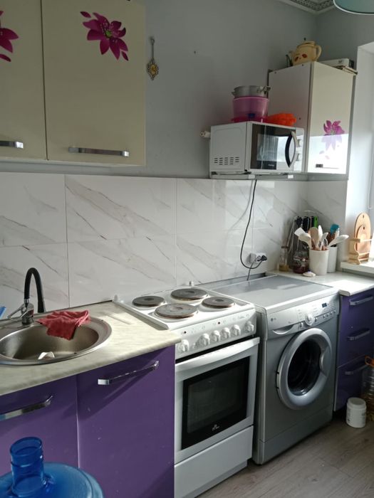 Продам квартиру 3-х комнатную