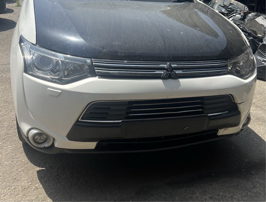 На части Mitsubishi Outlander 2.0  hybrid