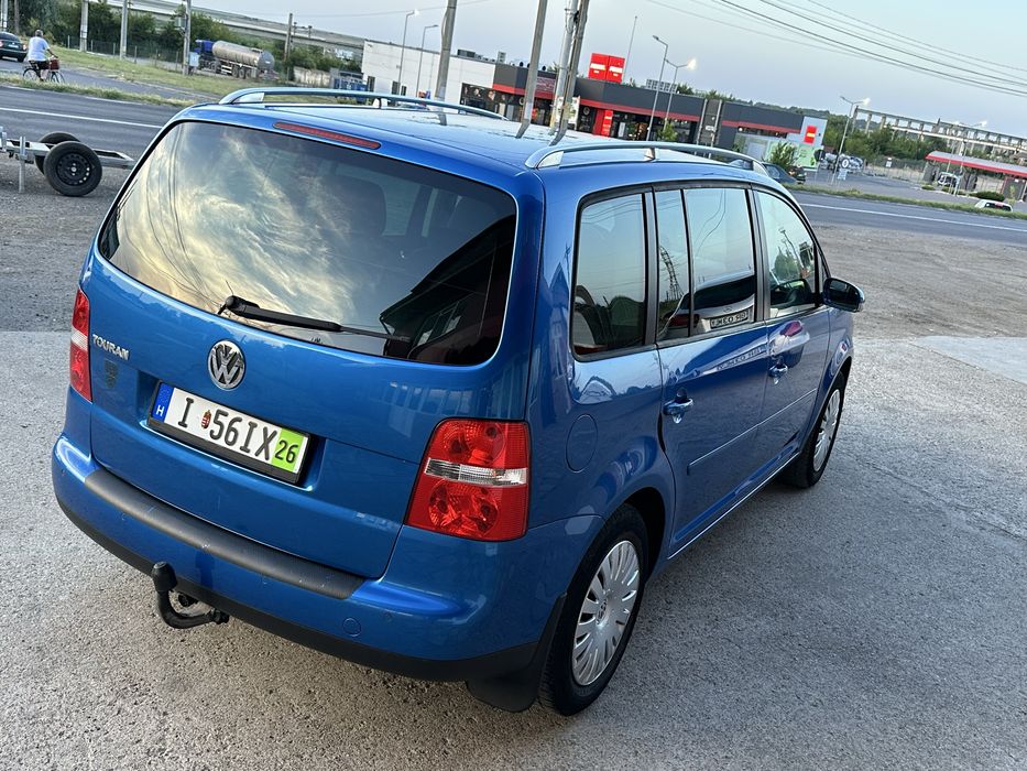 VOLKSWAGEN Touran 2006 — imagine 3