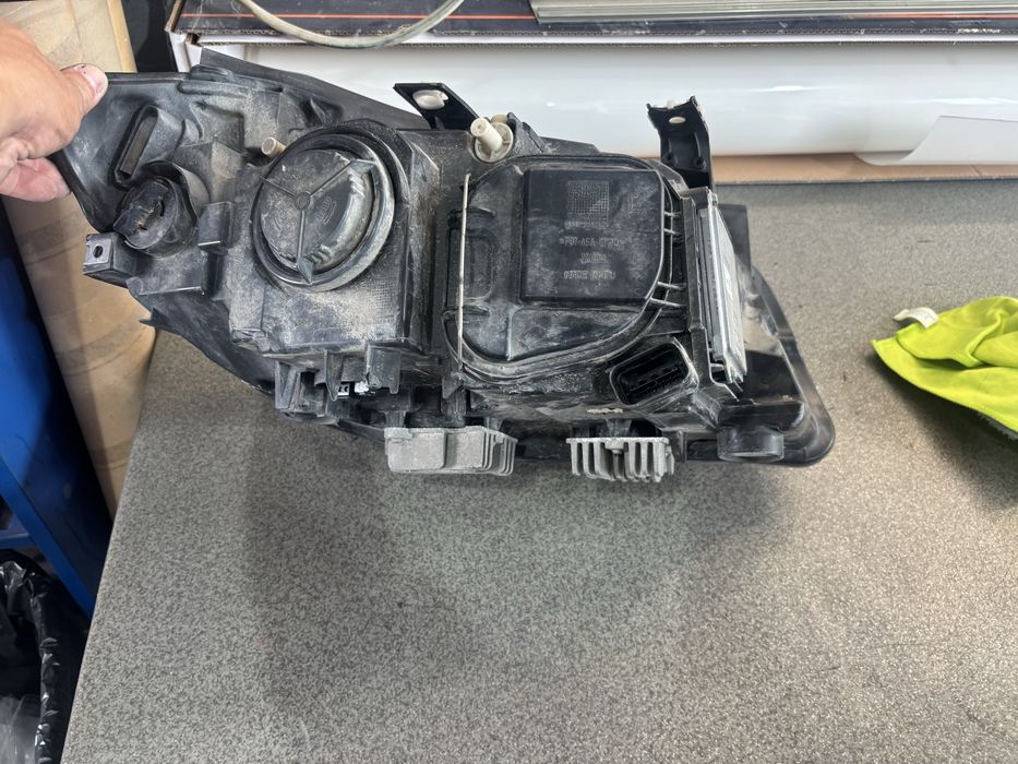Far farove bmw x1 e84 фар фарове Бмв х1 е84