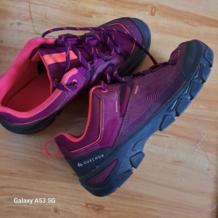 Детски туристически обувки за момиче