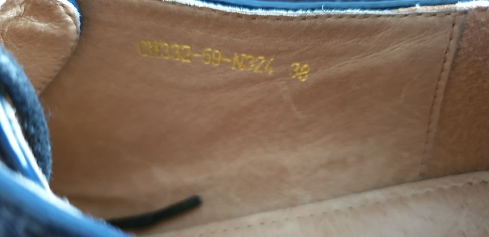 Продам женские туфли -Карлабелла.