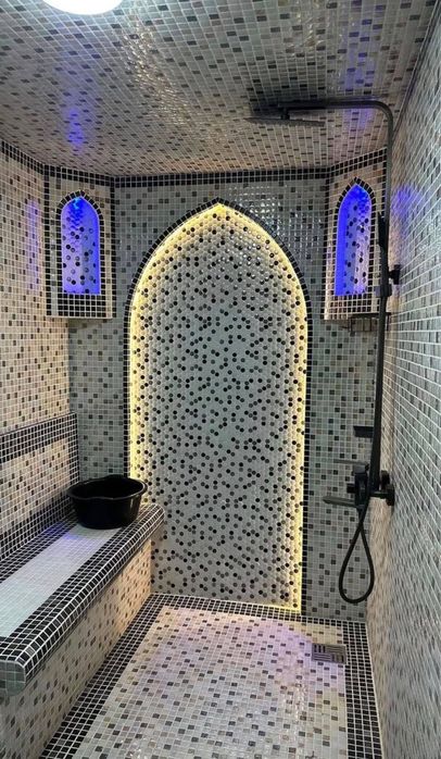 Коттедж с бассейном, Алматы