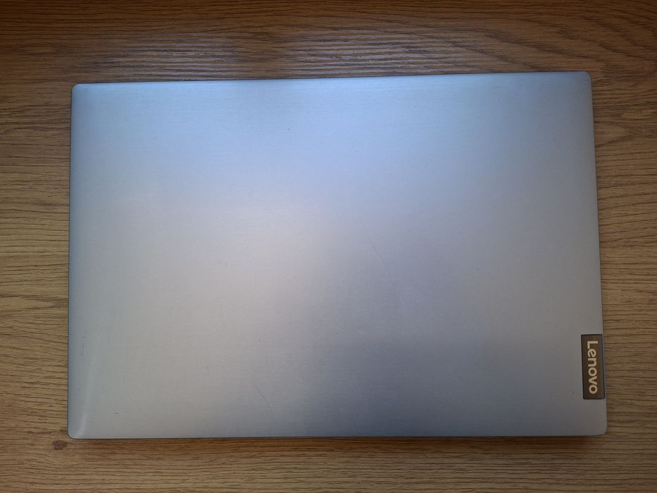 Laptop Lenovo IdeaPad S145
