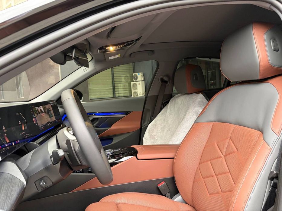Bmw 530e 2026model full option