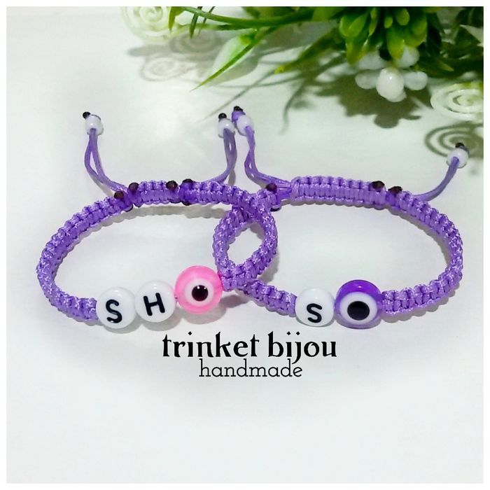 Детский для ребенка от сглаза с инициалом.