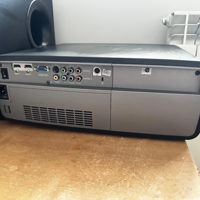 Проектор Full HD Sanyo PLZ3000