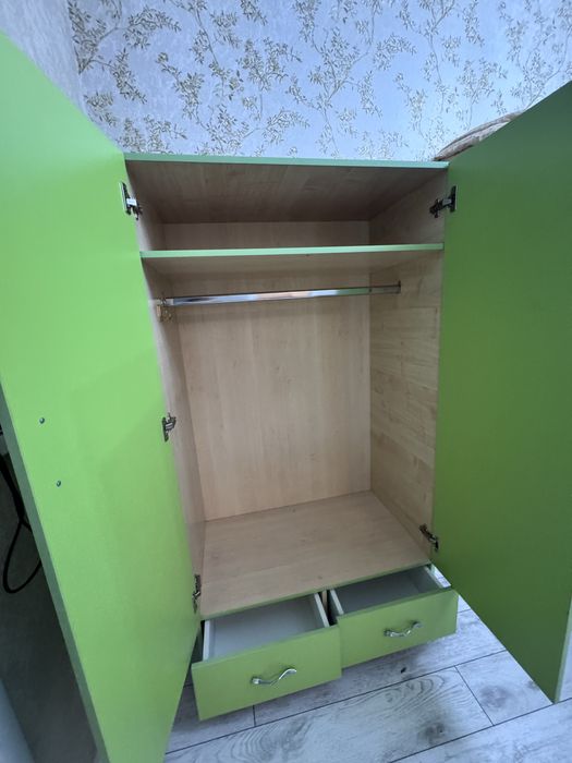 Продам детский шкаф