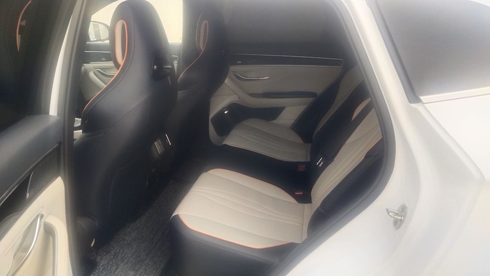 BYD Chempion srochna sotiladi