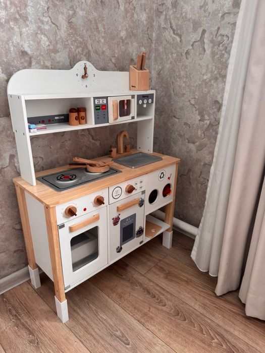 Продается детская кухня кухонный гарнитур