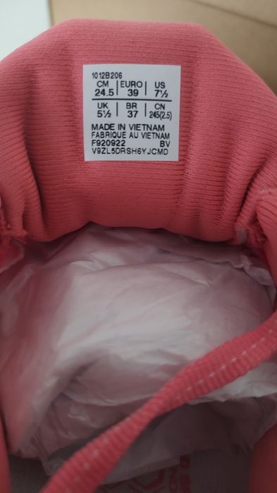 Маратонки Asics 39 номер - папая