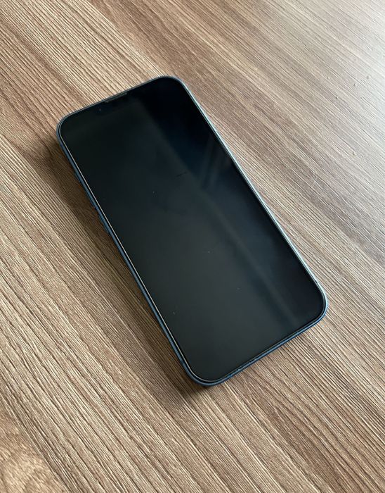 Продам или обмен айфон 13