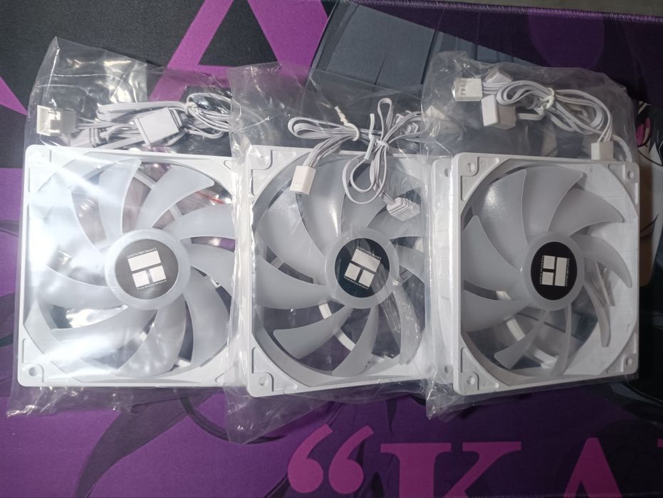 Комплект ARGB кулеров Thermalright TL-C12CW-S (3 шт) Белые (ОРИГИНА