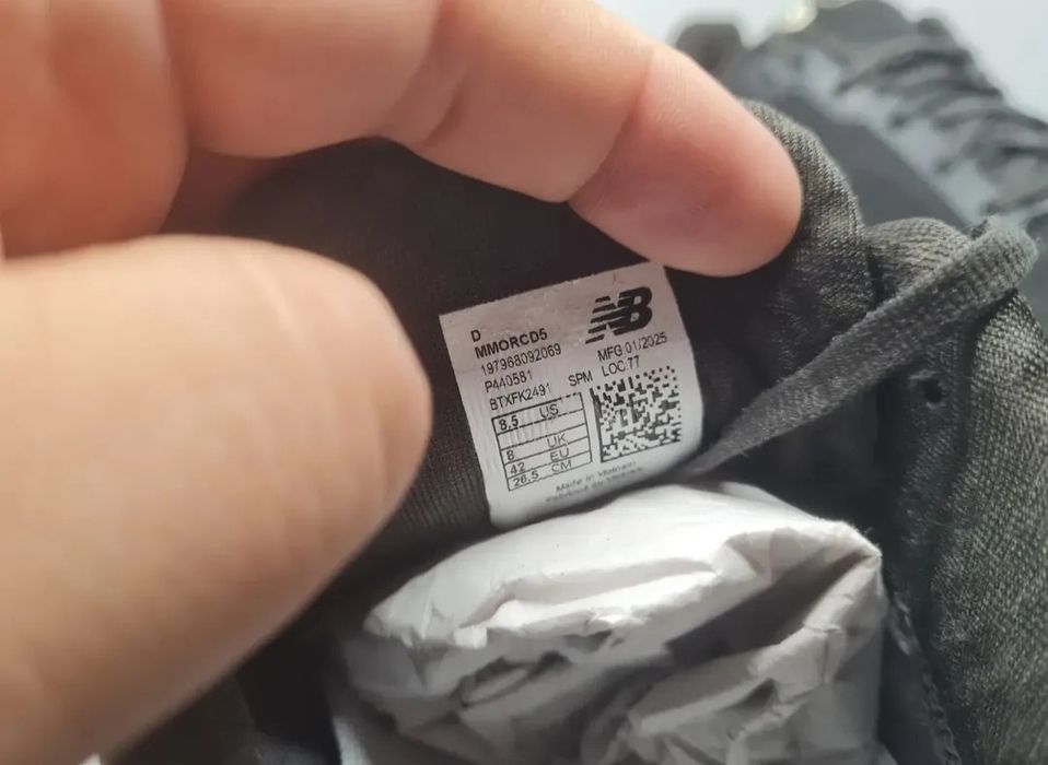 Маратонки New Balance More V5

Носени,но в отлично състояние. 

Размер 42  стелка 26.5 см.

Цена 50 евро.