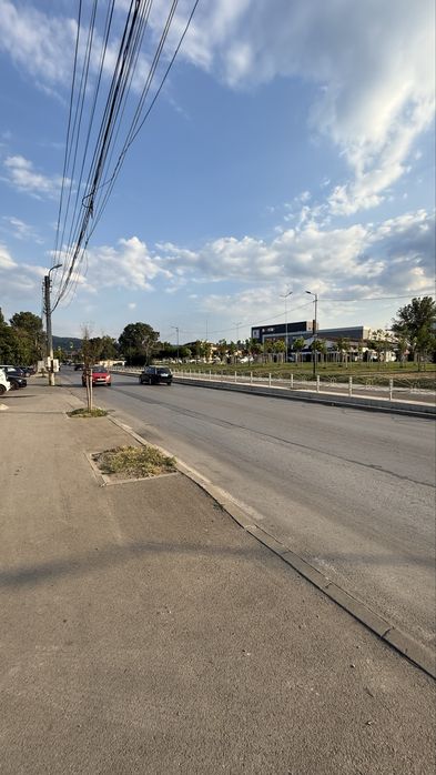 Дава се под наем Гараж / Паркомясто в София, НПЗ Изток - 800 кв.м за 816 € - Снимка #1