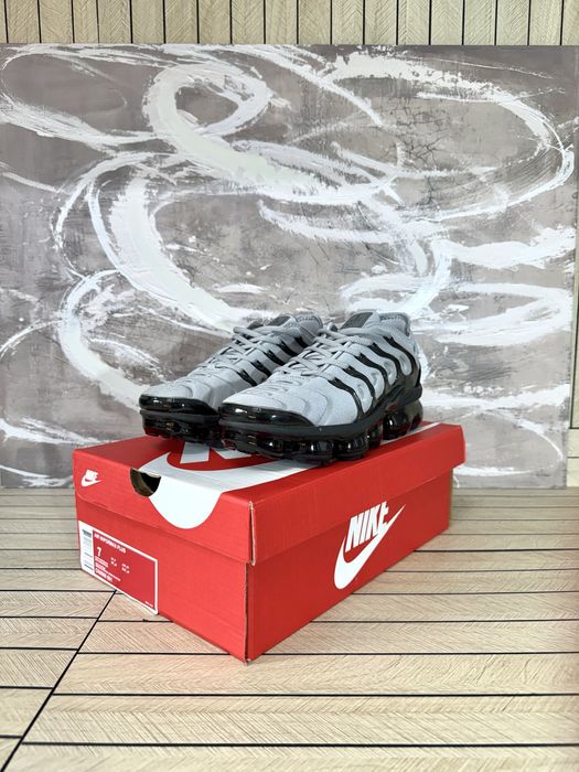 Nike Vapor Max Plus Grey Black