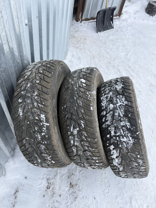 Шины 3шт на внедорожник