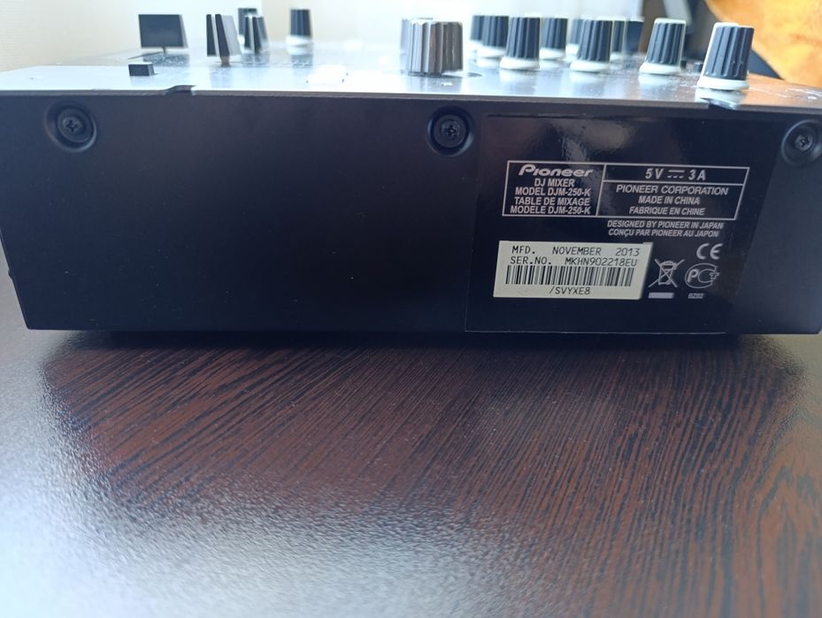 Pioneer DJM-250 двуканален DJ Mixer