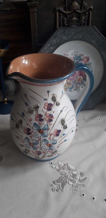 Piese din ceramica pictate manual, rustice