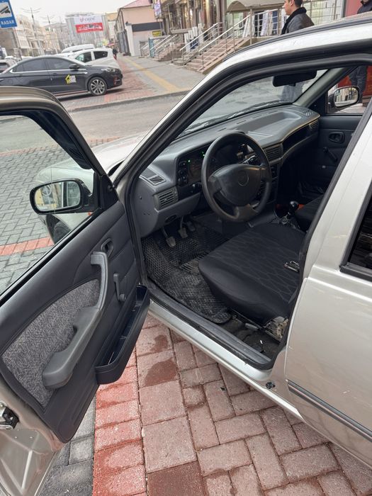 Нексия сотилади