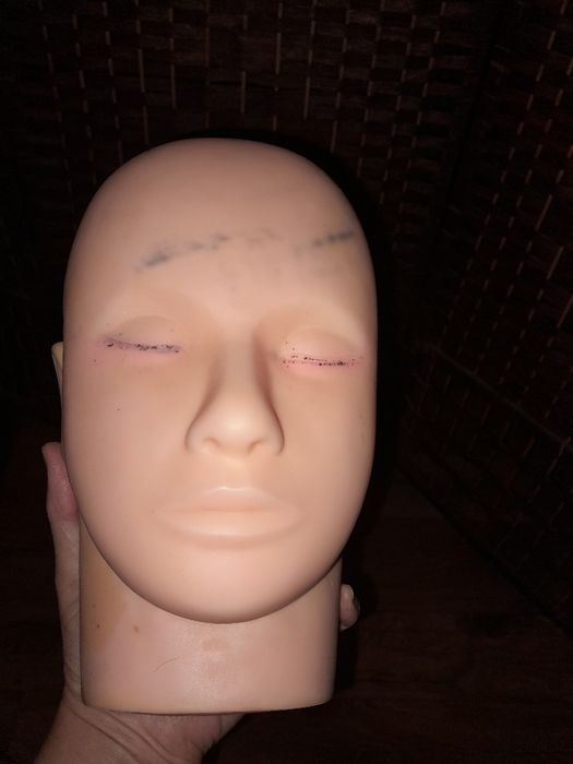 Банки , чудо банки,манекен  продаётся