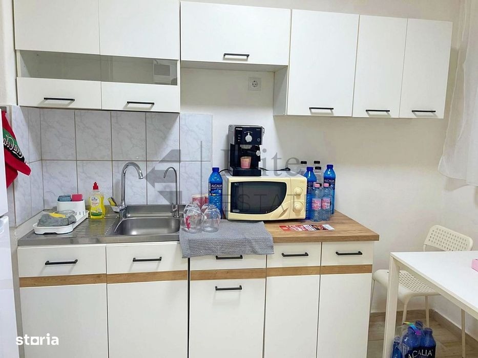 Birou ultracentral cu 2 camere de inchiriat în Oradea