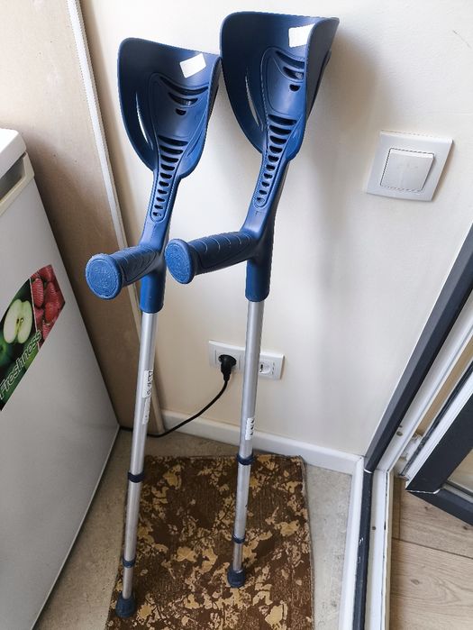 Костыли производство Италия