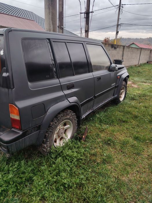 Vând mașină Suzuki vitara