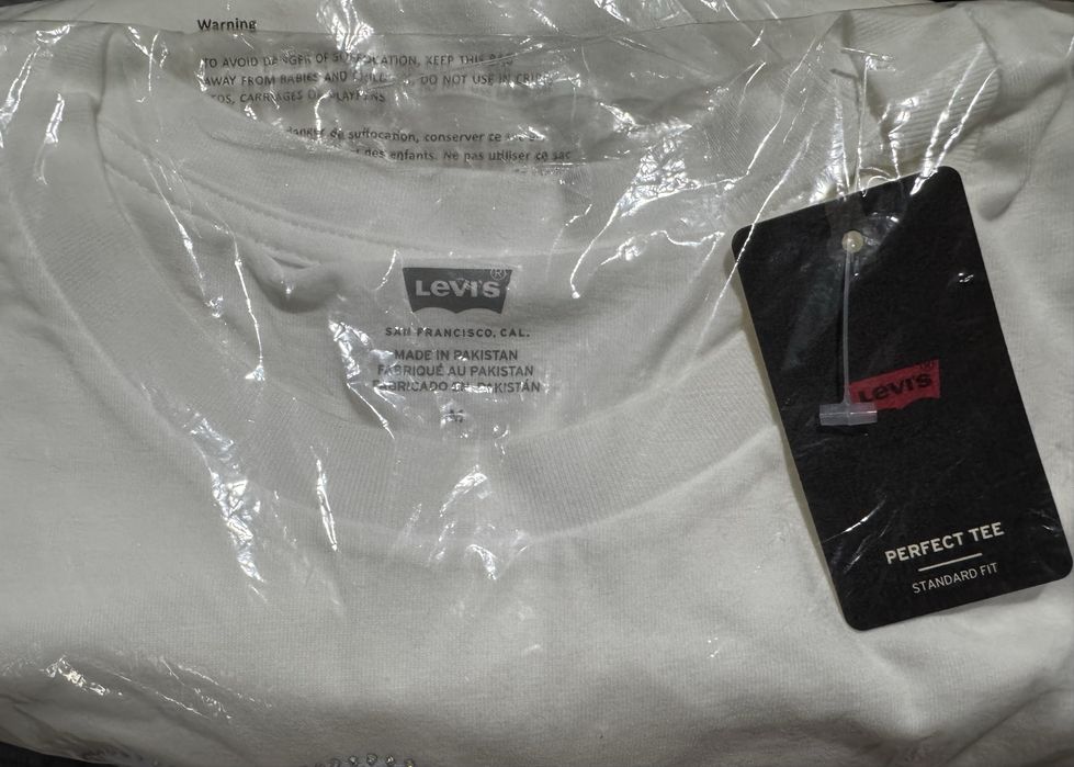 Футболка женская Levis оригинал М