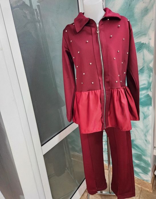 Compleu dama elegant