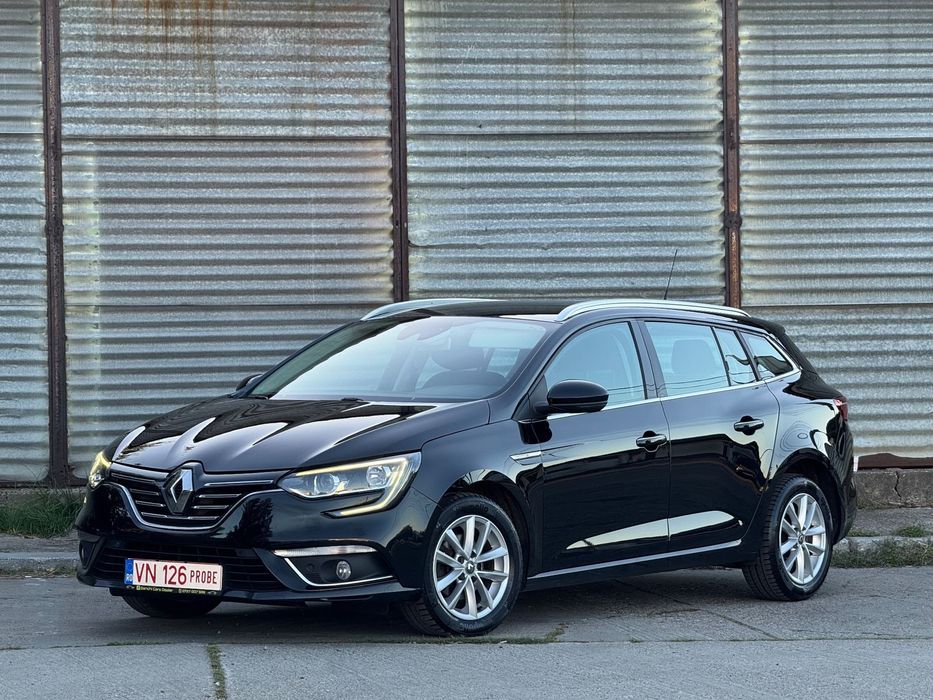 Renault Megane 1.5Diesel/Navi R Link/Lane/Side/Key Less/Cash Sau Rate‼️