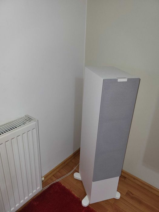 Boxe kef q 7 meta