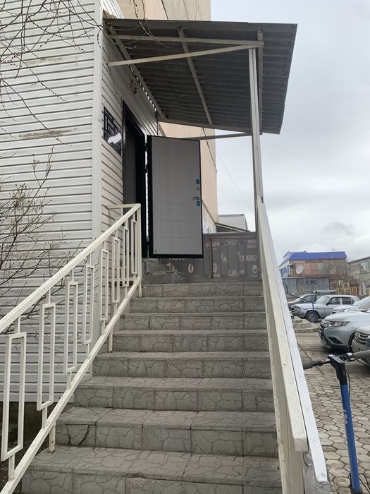 Продам комерческое помещение в 7 мкр