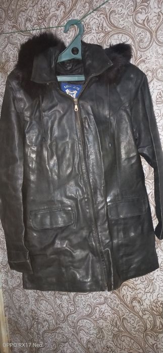 Женская кожаная куртка