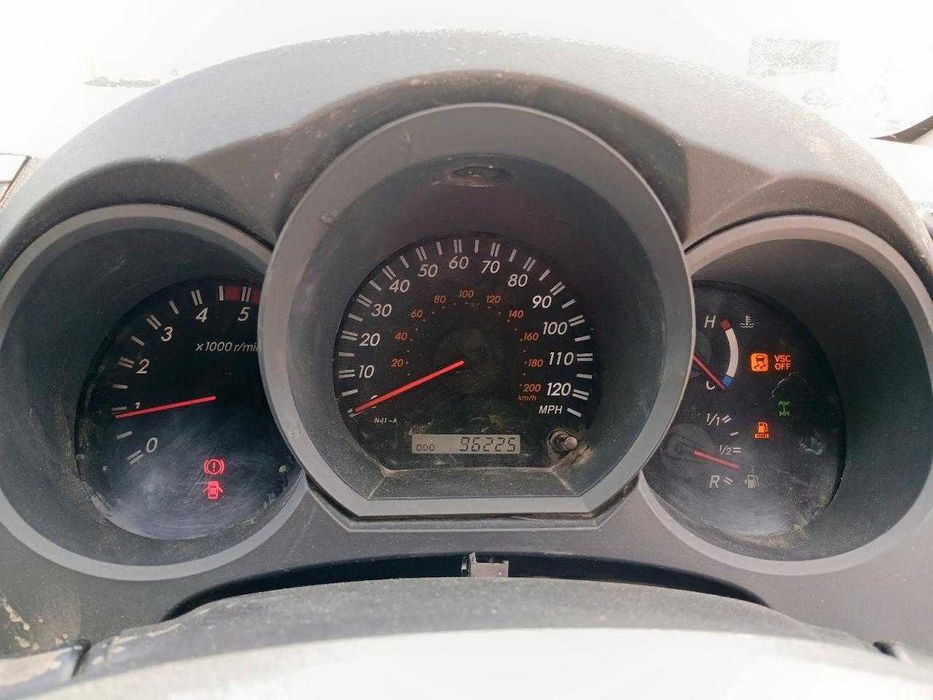 Dezmembrez Toyota hilux  3.0 Diesel D-4D ; 126KW/171CP 2005-2015